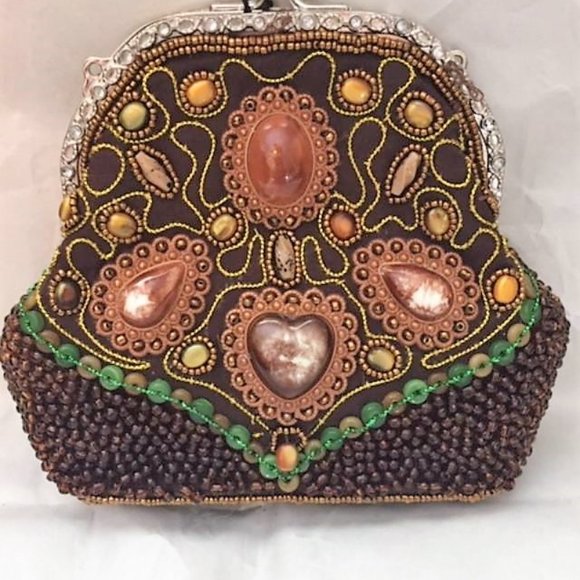 M & W BEADED PURSE WITH ADJ. CHAINS - Picture 1 of 4